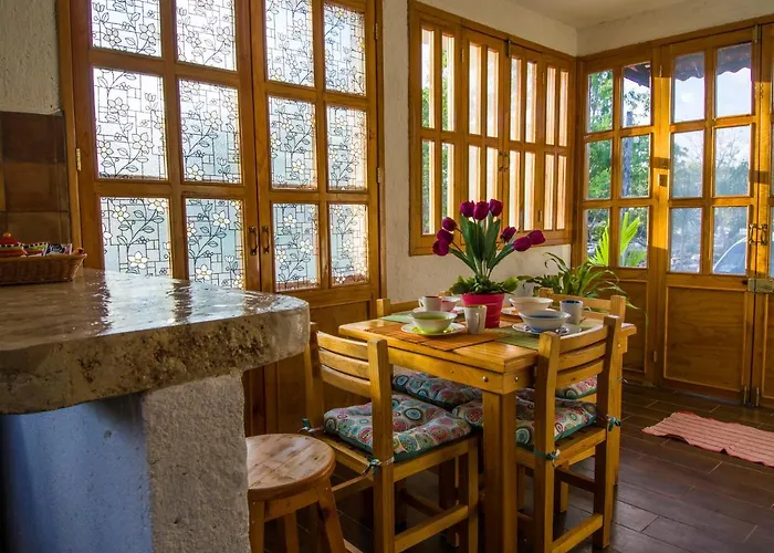 Lodge Aldea Isla Sagrada *